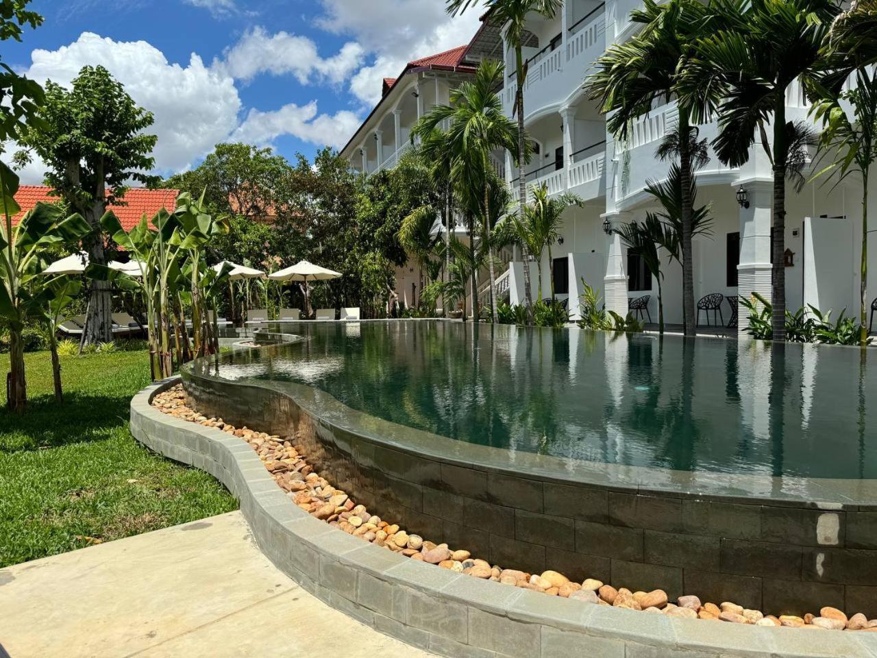 Hotel The Jungle Ciudad de Siem Riep Exterior foto